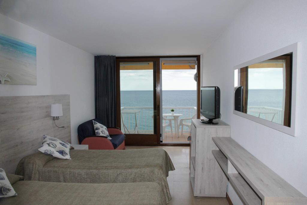 Hotel Maria Teresa Calonge  Esterno foto