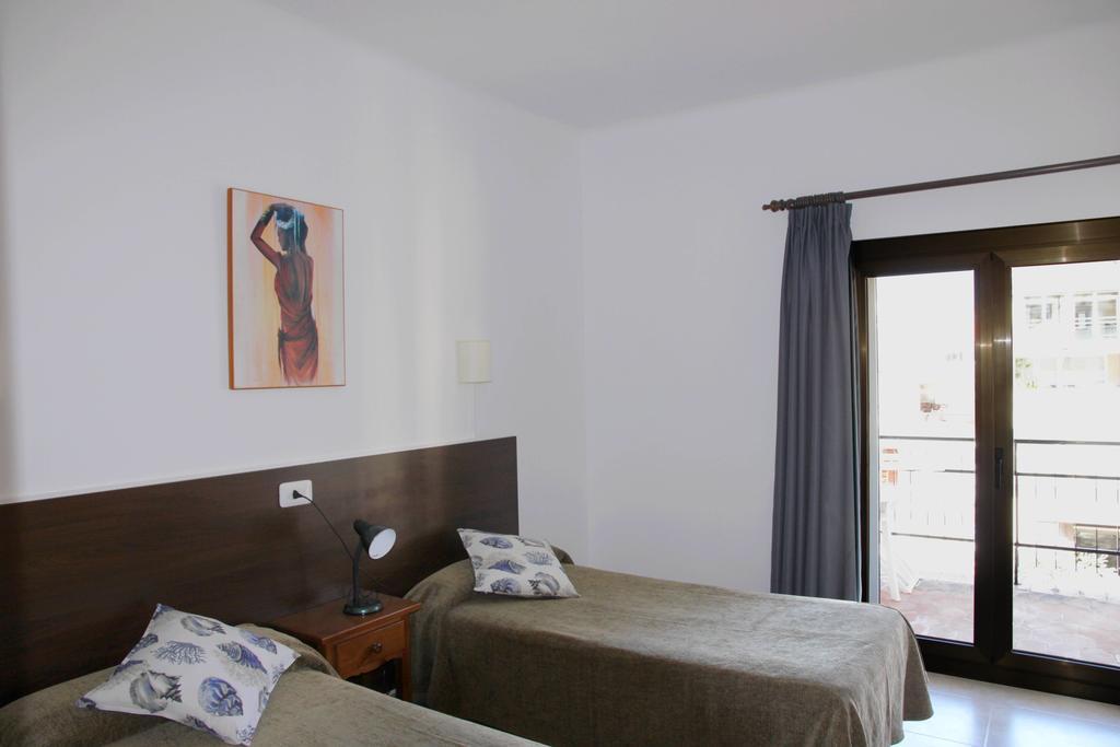 Hotel Maria Teresa Calonge  Esterno foto