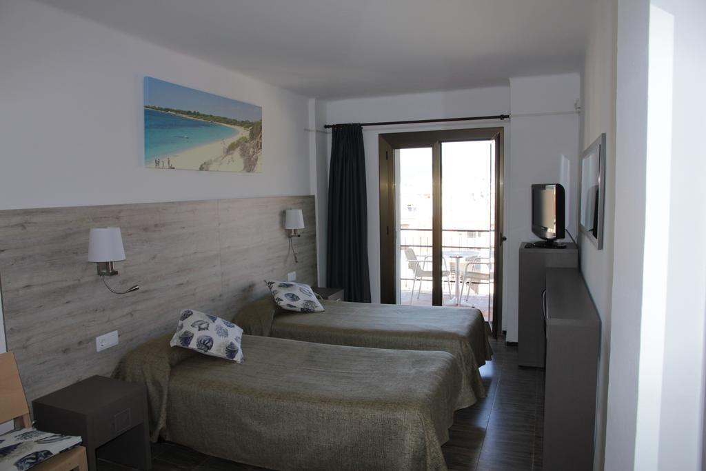 Hotel Maria Teresa Calonge  Esterno foto